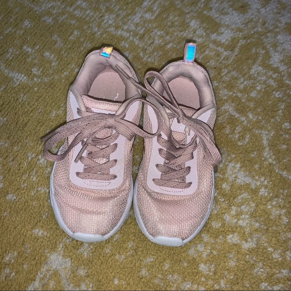Reebok size 11 girls,
